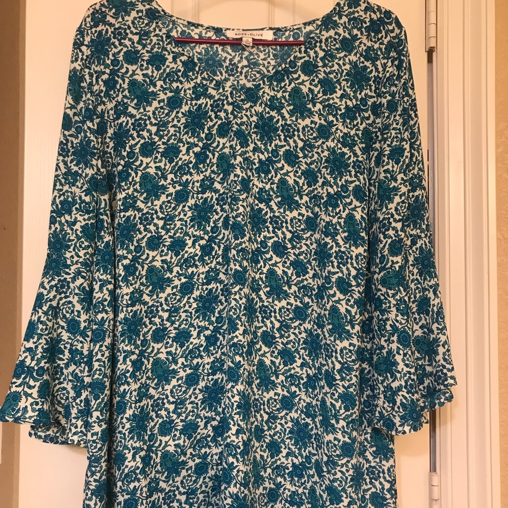 Flirty C Neck and Bell Sleeved blouse